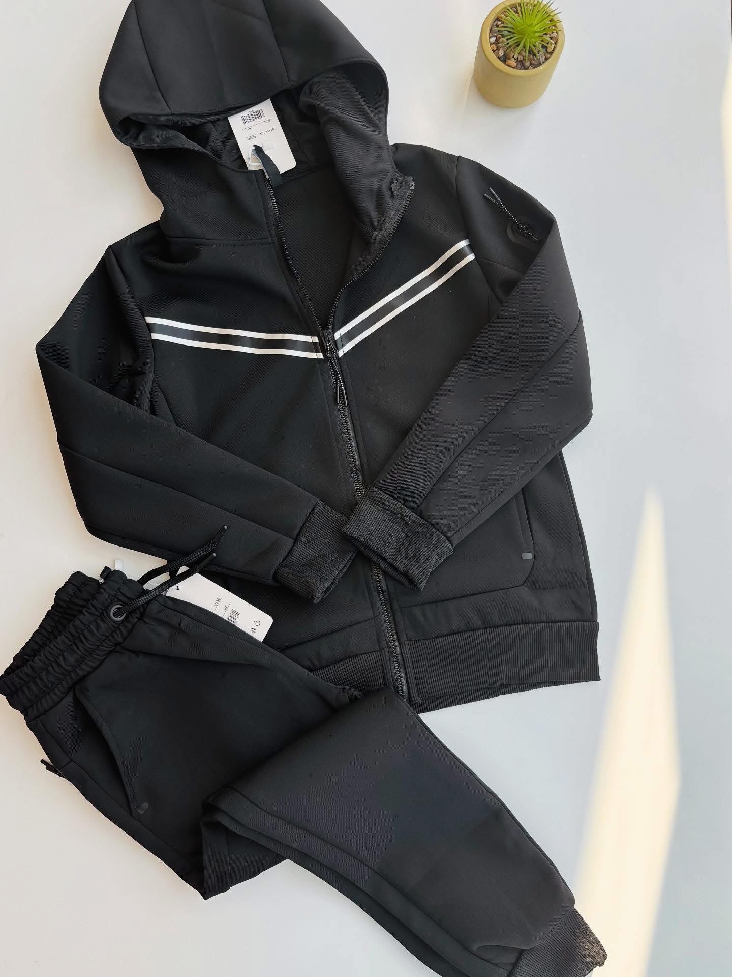 Екип Black